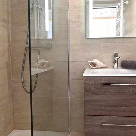 Le Village - C5 235 By Interhome Lägenhet Saint-Raphaël